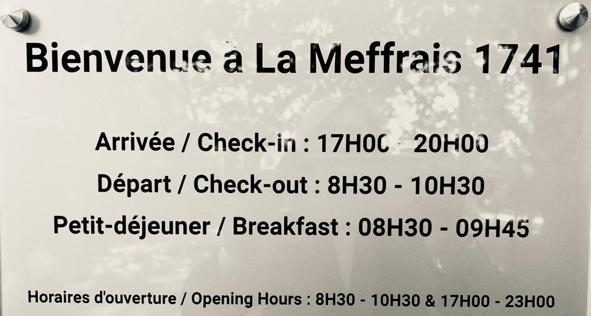 迪南La Meffrais 1741住宿加早餐旅馆 外观 照片